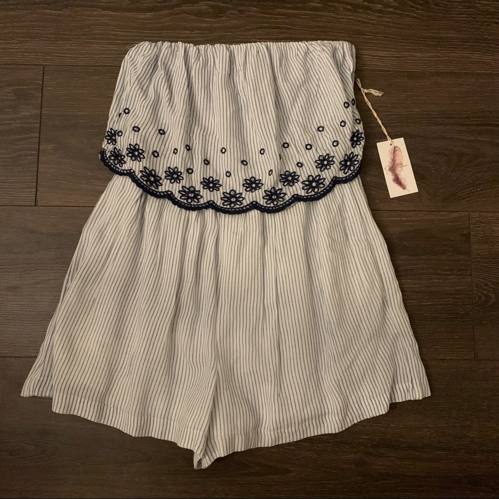 NWT Jessica Simpson Blue & White Stripe Strapless Short Romper, womens size S